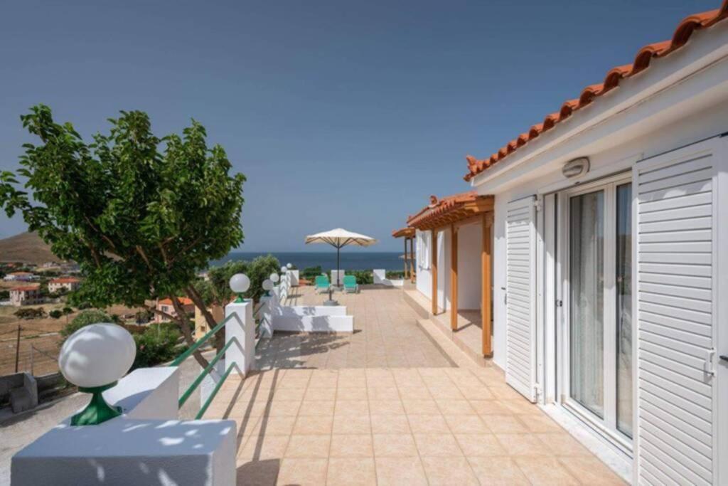 Villa Platy Sea View Lxs Extérieur photo